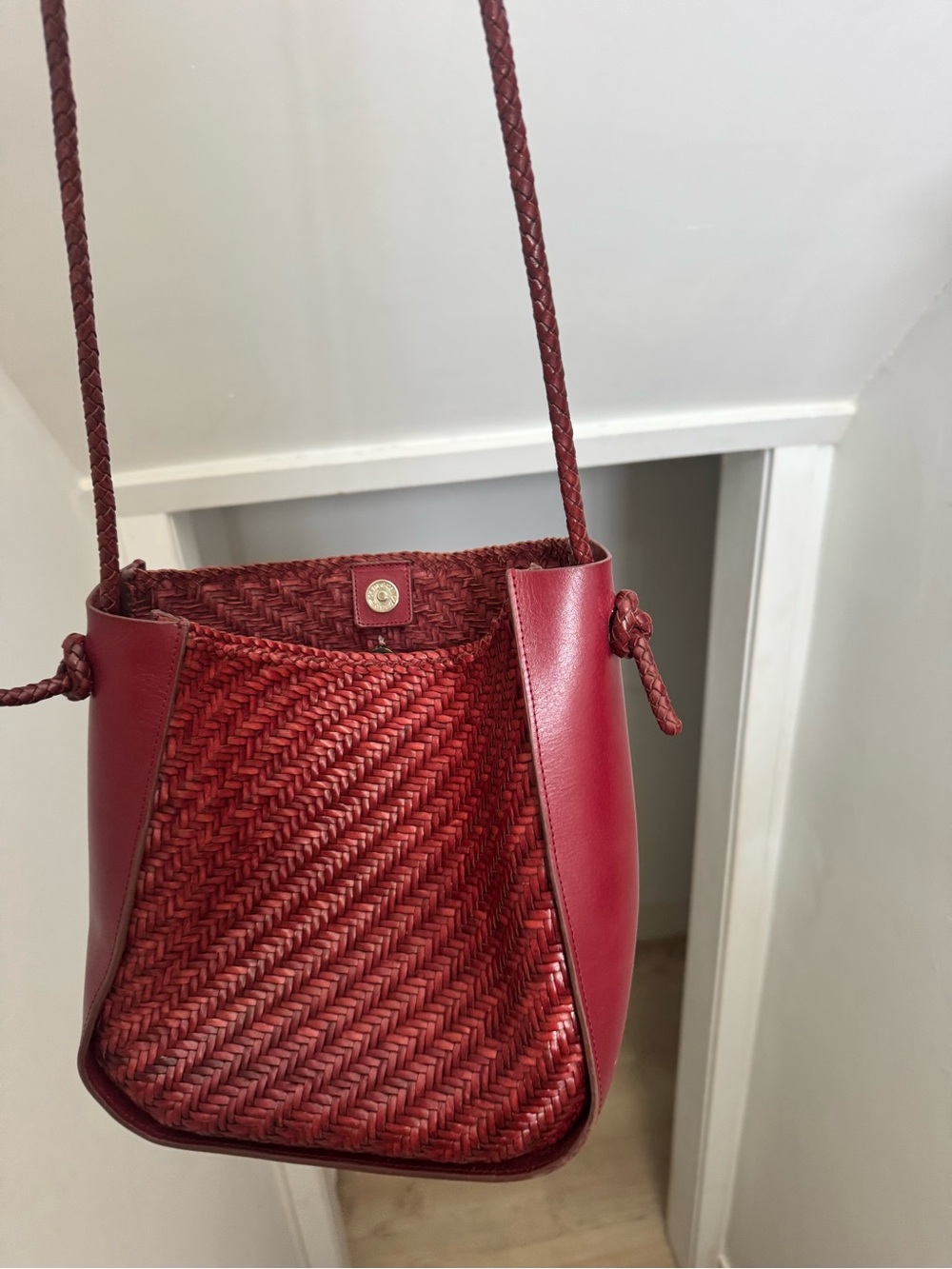 Dragon Diffusion RED leather shoulder bag - Picture 3 of 5